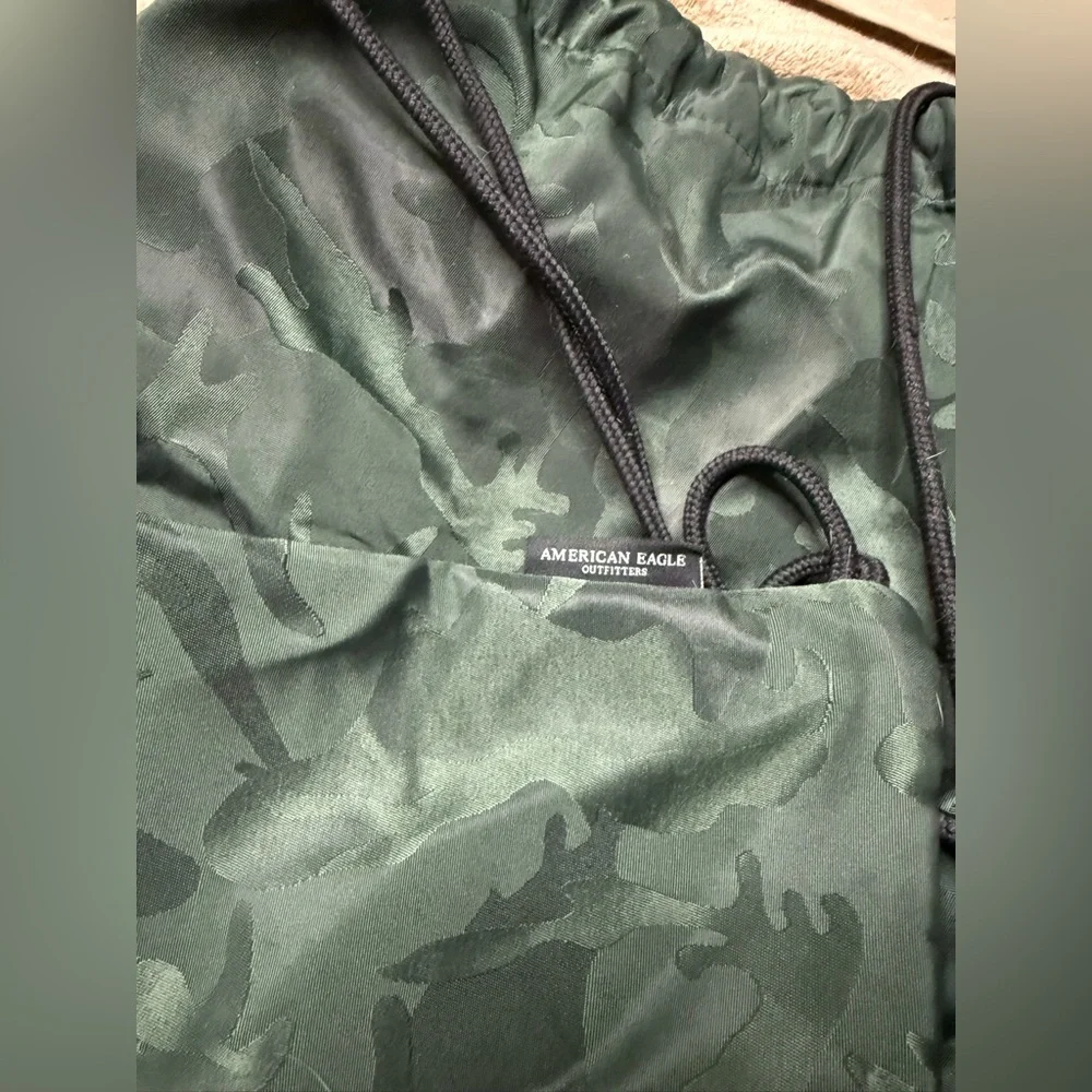 American Eagle Camouflage Drawstring Backpack, 17"x13.5" NWOT - Picture 2 of 2